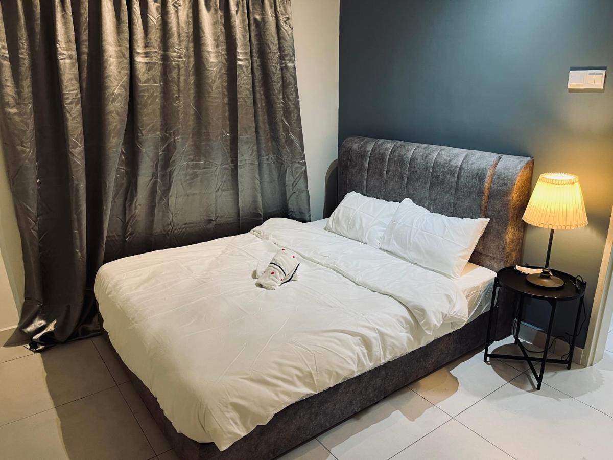 Maxim 2 Bedrooms Mrt Station Cheras Kuala Lumpur Homestay Buitenkant foto