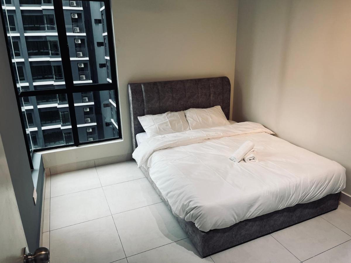 Maxim 2 Bedrooms Mrt Station Cheras Kuala Lumpur Homestay Buitenkant foto