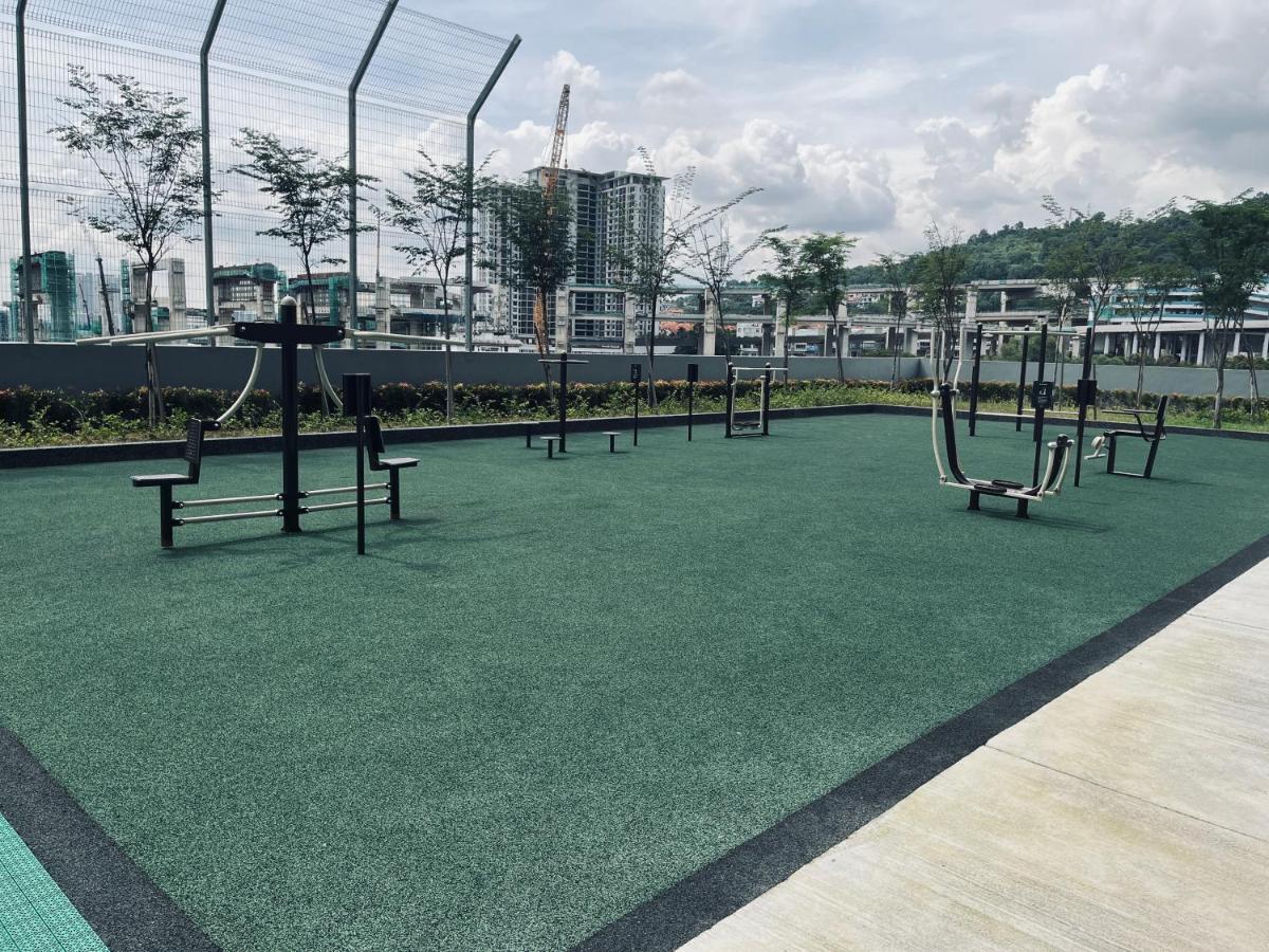 Maxim 2 Bedrooms Mrt Station Cheras Kuala Lumpur Homestay Buitenkant foto