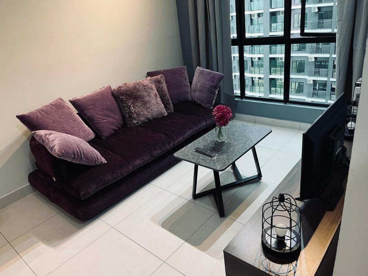 Maxim 2 Bedrooms Mrt Station Cheras Kuala Lumpur Homestay Buitenkant foto