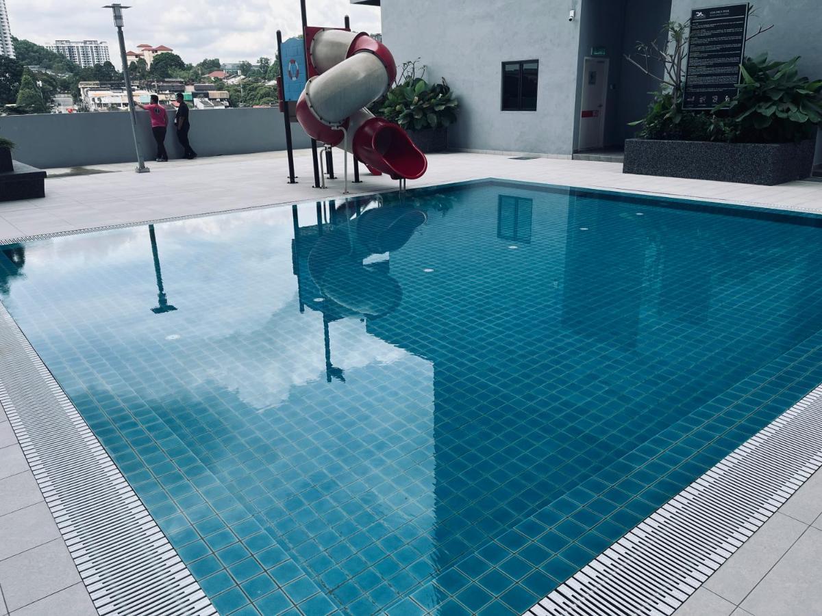 Maxim 2 Bedrooms Mrt Station Cheras Kuala Lumpur Homestay Buitenkant foto